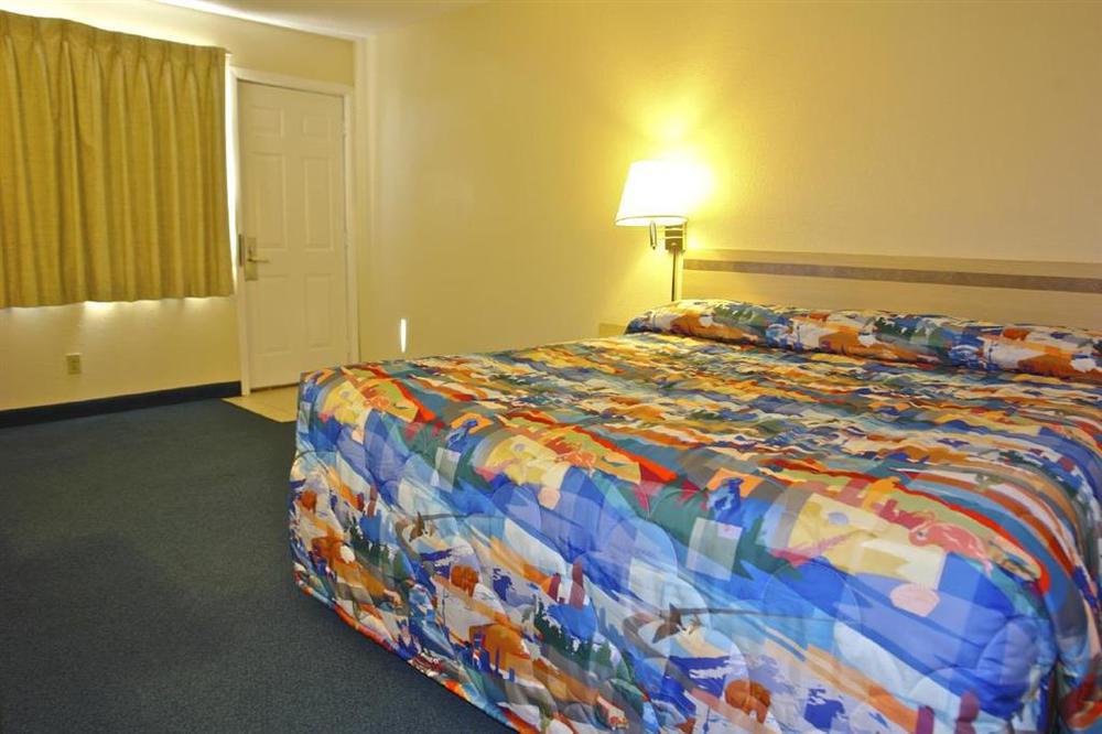 Motel 6-Colby, Ks Номер фото