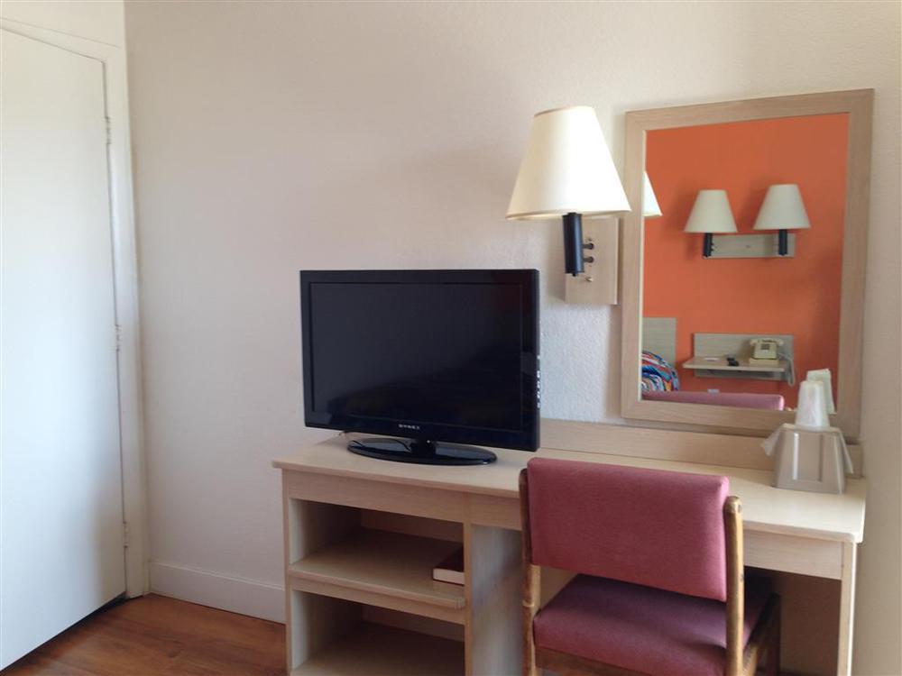 Motel 6-Colby, Ks Номер фото