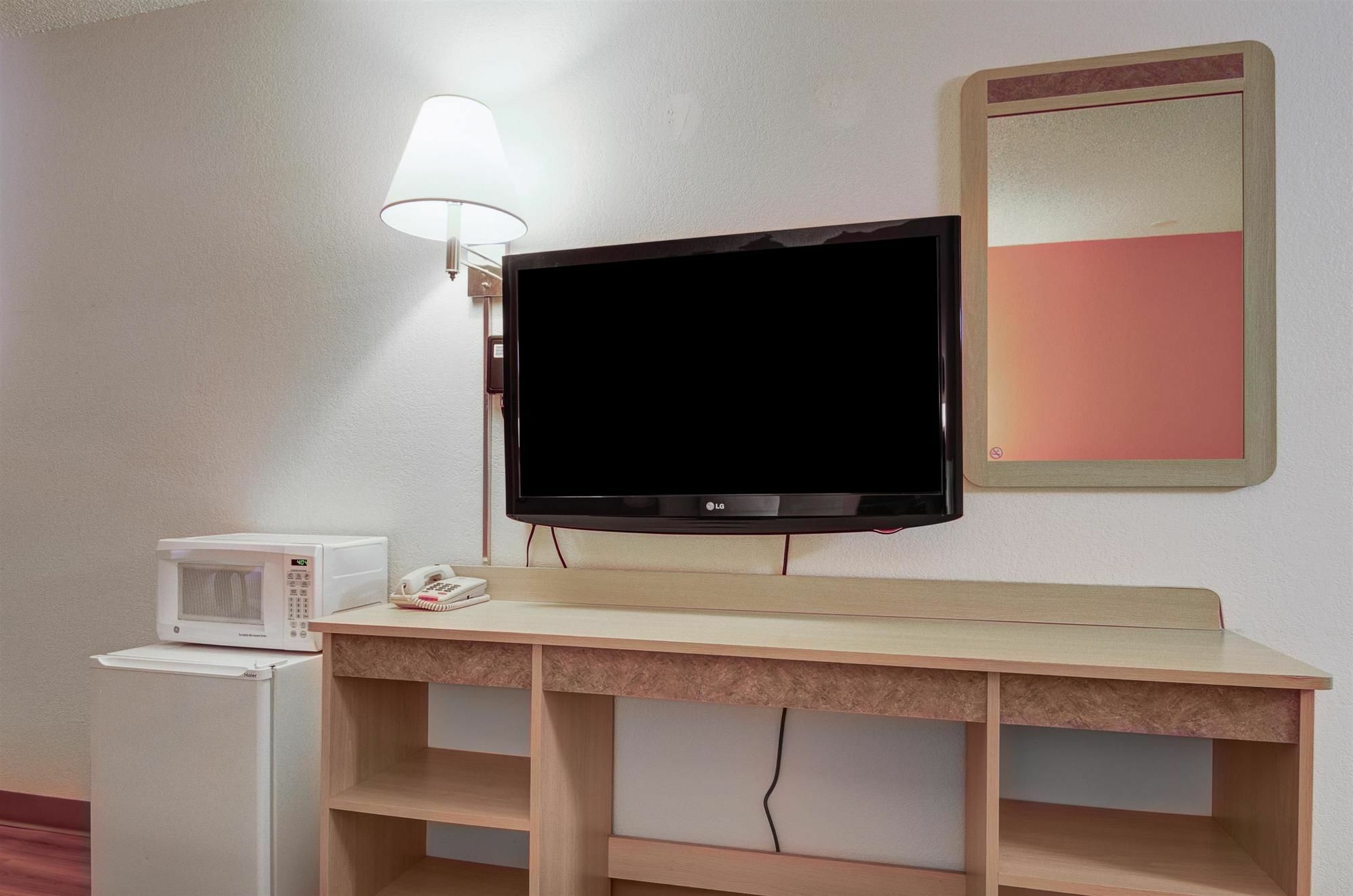 Motel 6-Colby, Ks Екстер'єр фото